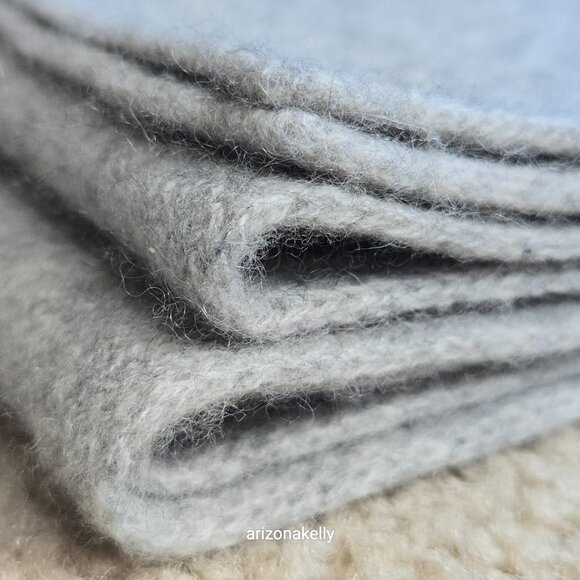 NWOT Cashmere Knit Light Grey Classic Scarf With Ribbed Ends - Picture 12 of 12